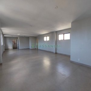 Sala com 75m², 1 vaga, no bairro Centro em Caxias do Sul para Comprar