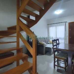 Sobrado Mobiliado com 130m², 3 dormitórios, 2 vagas, no bairro São José em Caxias do Sul para Alugar