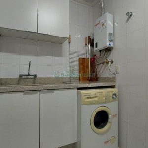 Sobrado Mobiliado com 130m², 3 dormitórios, 2 vagas, no bairro São José em Caxias do Sul para Alugar