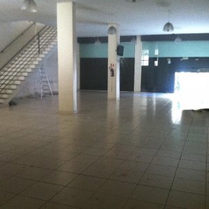 Loja com 233m², no bairro São Pelegrino em Caxias do Sul para Comprar