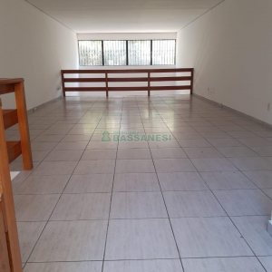 Loja com 112m², no bairro São Pelegrino em Caxias do Sul para Alugar