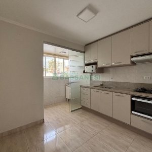 Apartamento com 82m², 2 dormitórios, 1 vaga, no bairro Santa Catarina em Caxias do Sul para Alugar