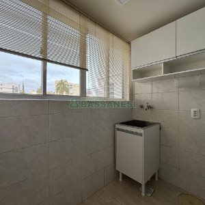 Apartamento com 82m², 2 dormitórios, 1 vaga, no bairro Santa Catarina em Caxias do Sul para Alugar