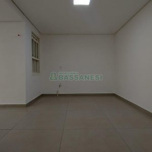 Loja com 147m², no bairro Centro em Caxias do Sul para Alugar