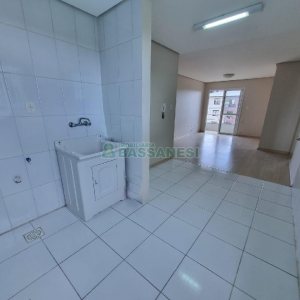 Apartamento com 75m², 2 dormitórios, 2 vagas, no bairro Santa Catarina em Caxias do Sul para Alugar