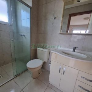 Apartamento com 75m², 2 dormitórios, 2 vagas, no bairro Santa Catarina em Caxias do Sul para Alugar