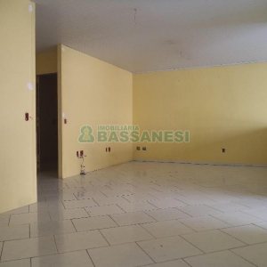 Sala com 100m², no bairro Centro em Caxias do Sul para Alugar