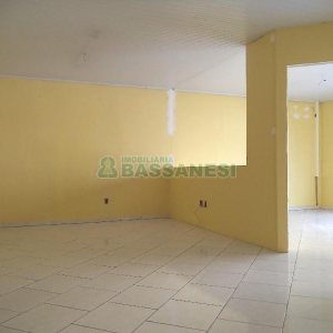 Sala com 100m², no bairro Centro em Caxias do Sul para Alugar
