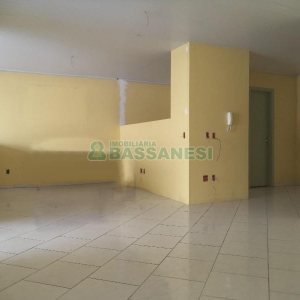 Sala com 100m², no bairro Centro em Caxias do Sul para Alugar