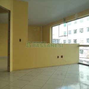 Sala com 100m², no bairro Centro em Caxias do Sul para Alugar