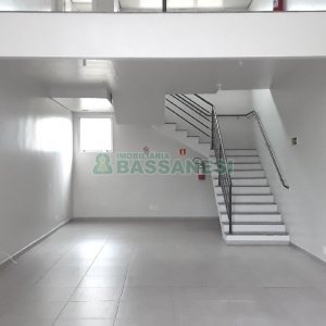Loja com 110m², no bairro Centro em Caxias do Sul para Alugar