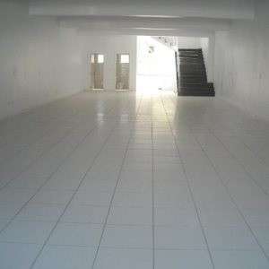 Loja com 680m², no bairro Lourdes em Caxias do Sul para Alugar