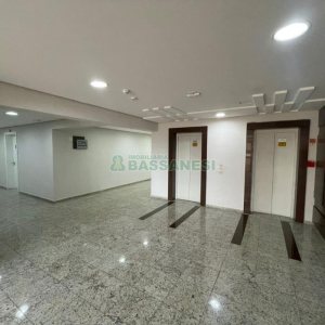 Sala com 55m², 1 vaga, no bairro Centro em Caxias do Sul para Comprar