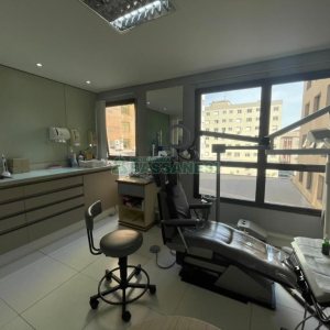 Sala com 68m², 1 vaga, no bairro Centro em Caxias do Sul para Comprar