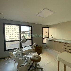 Sala com 68m², 1 vaga, no bairro Centro em Caxias do Sul para Comprar