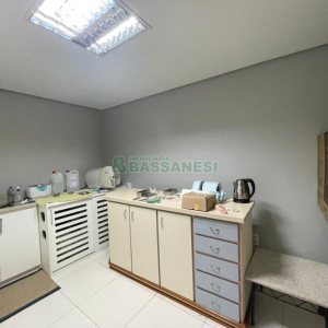 Sala com 68m², 1 vaga, no bairro Centro em Caxias do Sul para Comprar