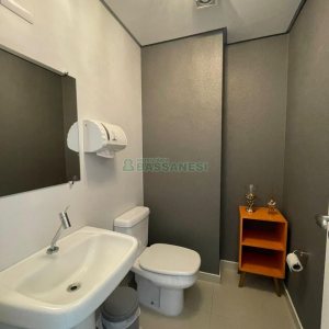 Sala com 68m², 1 vaga, no bairro Centro em Caxias do Sul para Comprar