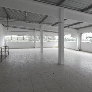 Pavilhão com 300m², no bairro Sanvitto em Caxias do Sul para Comprar
