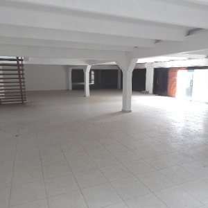 Pavilhão com 300m², no bairro Sanvitto em Caxias do Sul para Comprar