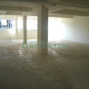 Sala com 200m², no bairro Lourdes em Caxias do Sul para Alugar