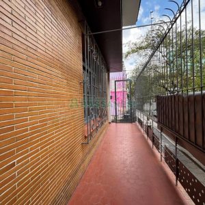 Casa Comercial com 550m², 3 dormitórios, 2 vagas, no bairro São Pelegrino em Caxias do Sul para Alugar