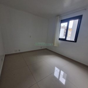 Apartamento com 90m², 3 dormitórios, 1 vaga, no bairro Medianeira em Caxias do Sul para Alugar