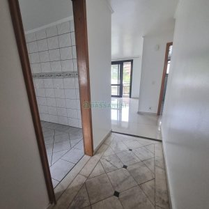 Apartamento com 90m², 3 dormitórios, 1 vaga, no bairro Medianeira em Caxias do Sul para Alugar