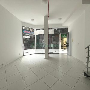 Loja com 70m², no bairro São Pelegrino em Caxias do Sul para Alugar