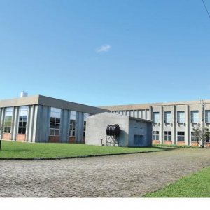 Pavilhão com 10000m², no bairro Nona legua em Caxias do Sul para Comprar