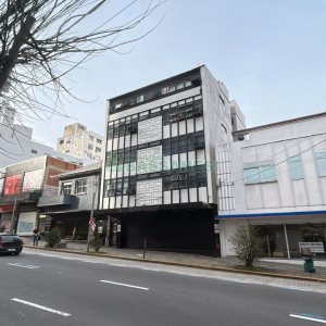 Apto Mobiliado com 35m², 1 dormitório, no bairro Centro em Caxias do Sul para Alugar