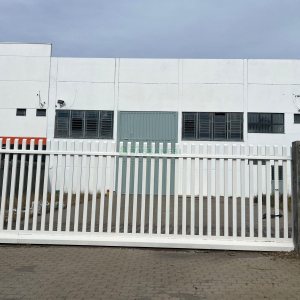 Pavilhão com 1100m², no bairro Santa Lúcia em Caxias do Sul para Alugar