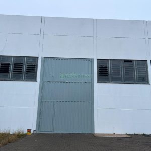 Pavilhão com 1100m², no bairro Santa Lúcia em Caxias do Sul para Alugar