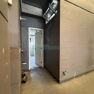 Pavilhão com 1100m², no bairro Santa Lúcia em Caxias do Sul para Alugar