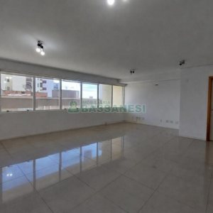 Sala com 47m², no bairro São Pelegrino em Caxias do Sul para Alugar