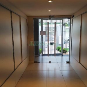 Apartamento com 90m², 2 dormitórios, 2 vagas, no bairro Madureira em Caxias do Sul para Alugar