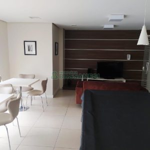 Apartamento com 90m², 2 dormitórios, 2 vagas, no bairro Madureira em Caxias do Sul para Alugar