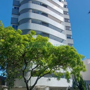 Apartamento com 90m², 2 dormitórios, 2 vagas, no bairro Madureira em Caxias do Sul para Alugar