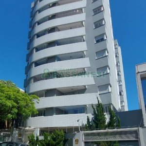 Apartamento com 90m², 2 dormitórios, 2 vagas, no bairro Madureira em Caxias do Sul para Alugar