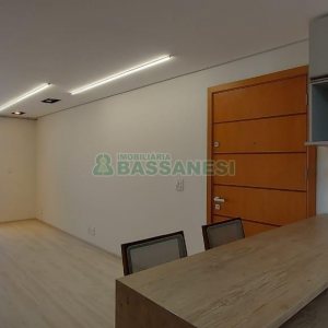 Apartamento com 90m², 2 dormitórios, 2 vagas, no bairro Madureira em Caxias do Sul para Alugar
