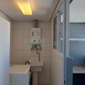 Apartamento com 90m², 2 dormitórios, 2 vagas, no bairro Madureira em Caxias do Sul para Alugar