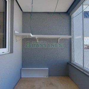 Apartamento com 90m², 2 dormitórios, 2 vagas, no bairro Madureira em Caxias do Sul para Alugar