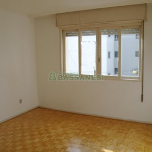 Apartamento com 92m², 3 dormitórios, 2 vagas, no bairro São Pelegrino em Caxias do Sul para Comprar