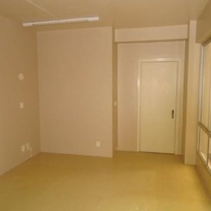 Sala com 21m², no bairro Centro em Caxias do Sul para Alugar