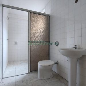 Sala com 21m², no bairro Centro em Caxias do Sul para Alugar