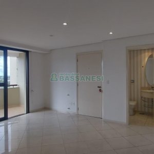 Apartamento com 120m², 3 dormitórios, 3 vagas, no bairro Panazzolo em Caxias do Sul para Comprar