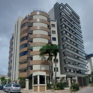 Apartamento com 120m², 3 dormitórios, 3 vagas, no bairro Panazzolo em Caxias do Sul para Comprar