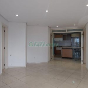 Apartamento com 120m², 3 dormitórios, 3 vagas, no bairro Panazzolo em Caxias do Sul para Comprar