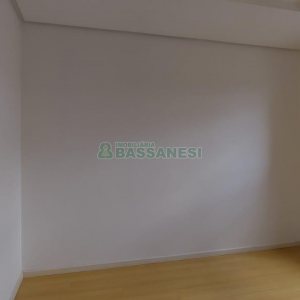 Apartamento com 120m², 3 dormitórios, 3 vagas, no bairro Panazzolo em Caxias do Sul para Comprar