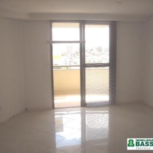 Apartamento com 120m², 3 dormitórios, 3 vagas, no bairro Panazzolo em Caxias do Sul para Comprar