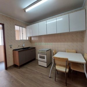 Apartamento com 75m², 2 dormitórios, 1 vaga, no bairro Centro em Caxias do Sul para Alugar